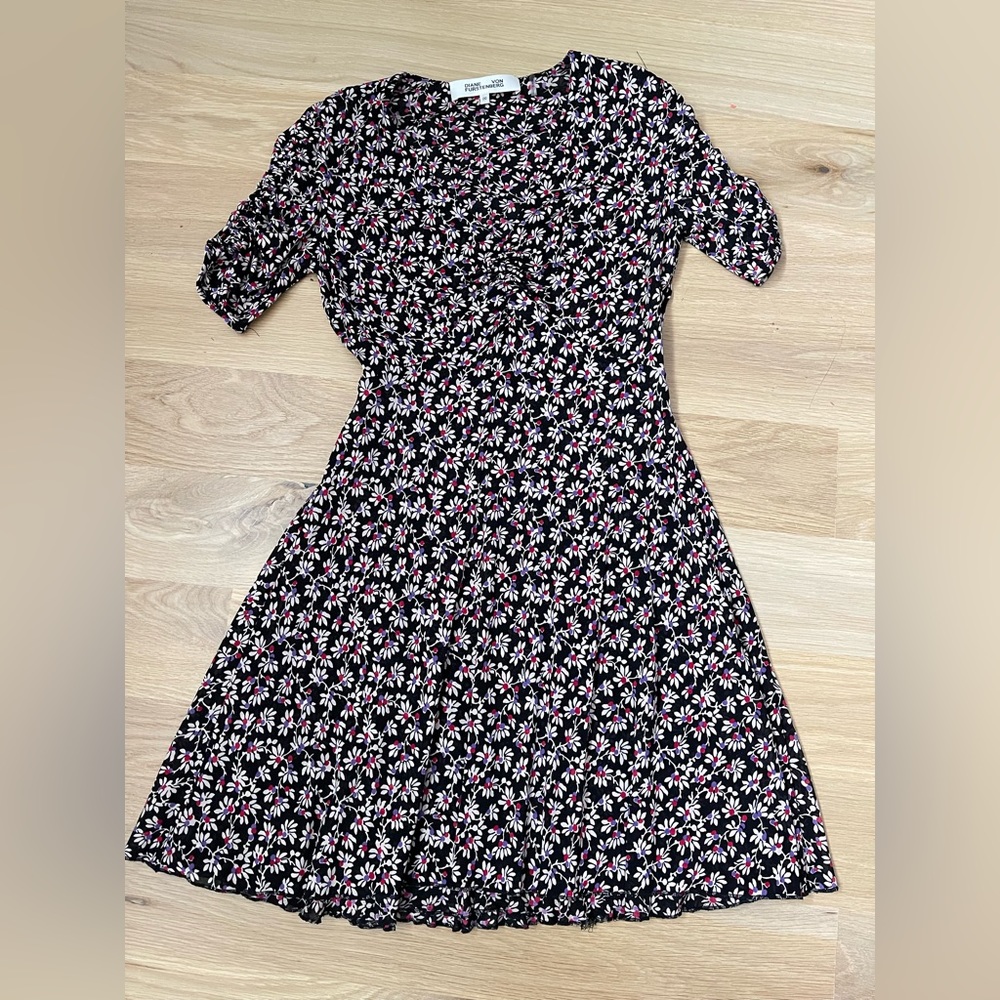 DVF Mini